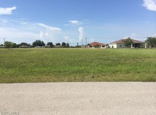 529 NE 15th Terrace Cpe, Coral, FL 33909