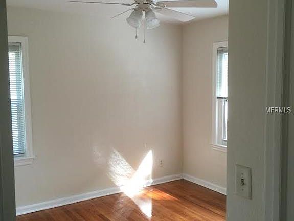 3rd image of 604 E Pennsylvania Ave
