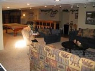 1201 Kings Lynn Rd, Stoughton, WI 53589