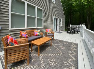 41 Abbey Rd, York, ME 03909