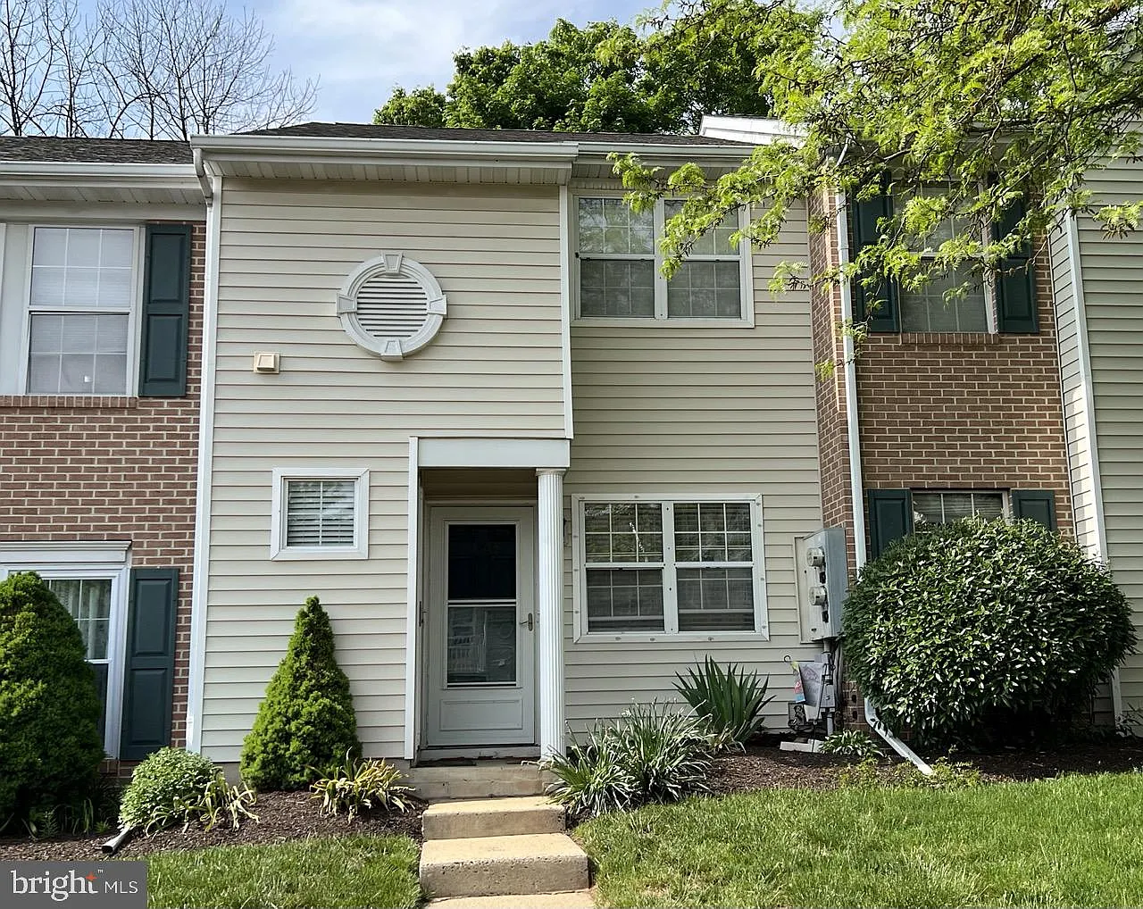 1835 Rosewood Ct #90 photo 1