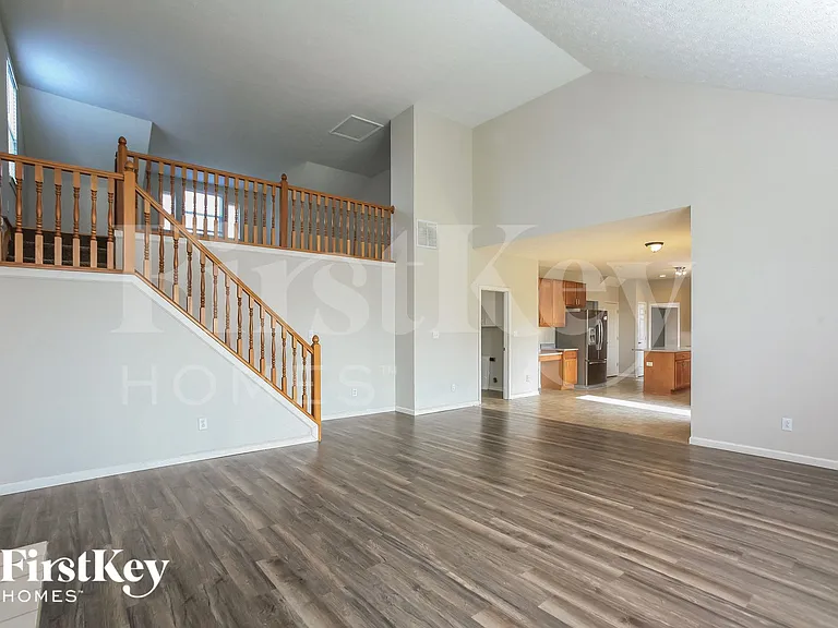 6367 Waterstone Dr — Photo 2