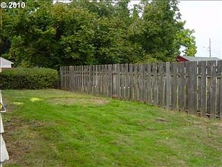 4th image of 3606 E 13th St