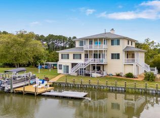1012 Beach Rd, Hampton, VA 23664