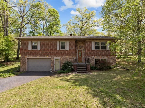 48 Hill Rd, Big Sandy, TN 38221