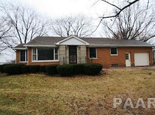 604 S Monroe St, Mackinaw, IL