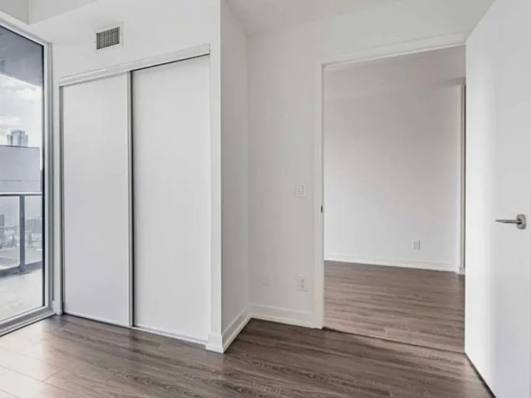20 Edward St #1007 — Photo 5