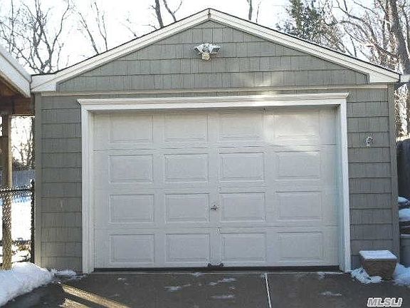 4th image of 51 Kalmia St