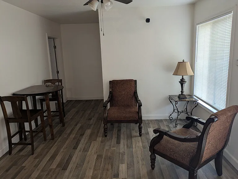 2919 Ross Ave #2 — Photo 7