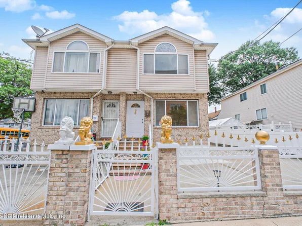 98 Saint Josephs Ave, Staten Island, NY 10302