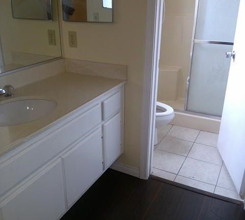 4th image of 2375 Marigold St