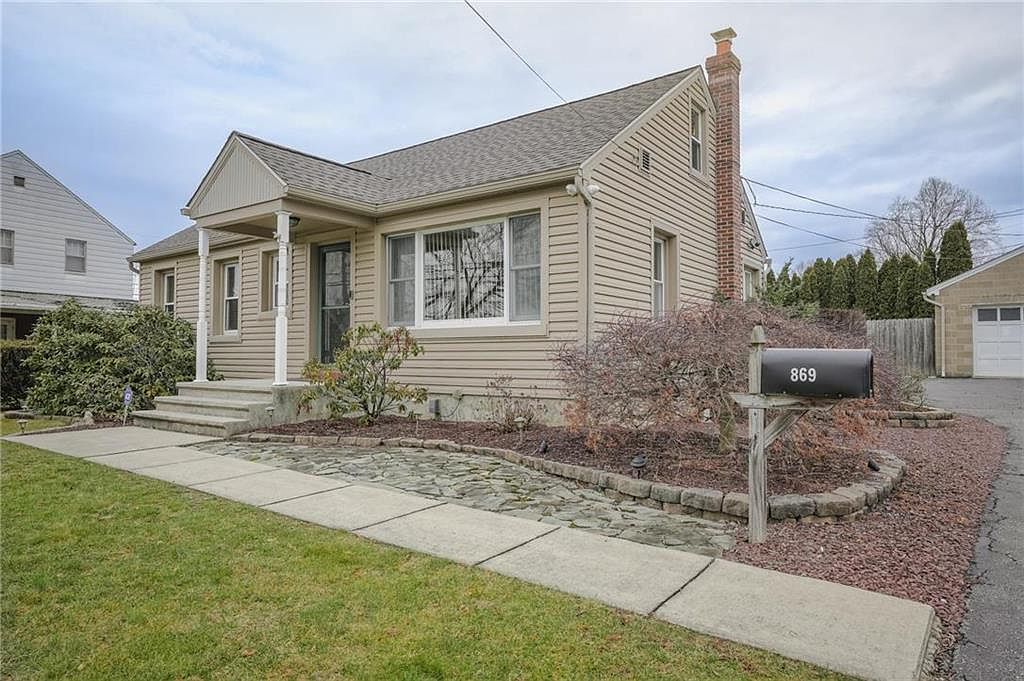 869 6th St, Whitehall, PA 18052 | Zillow