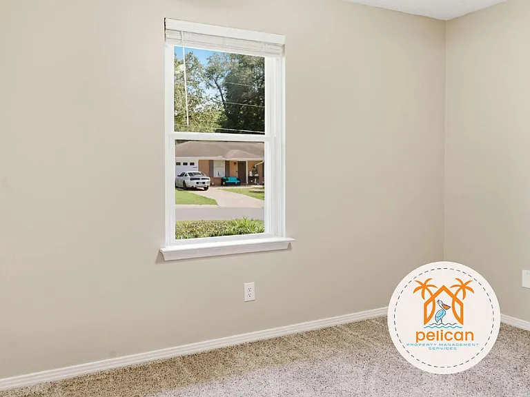 648 Deedra Ave — Photo 22