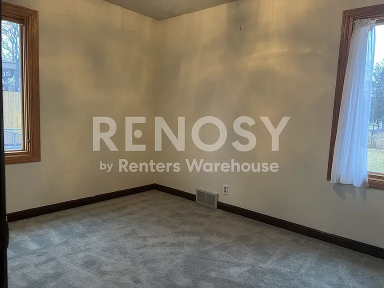 8645 Eldorado St NE — Photo 3