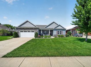 1416 Vistula Landing Dr, Osceola, IN 46561
