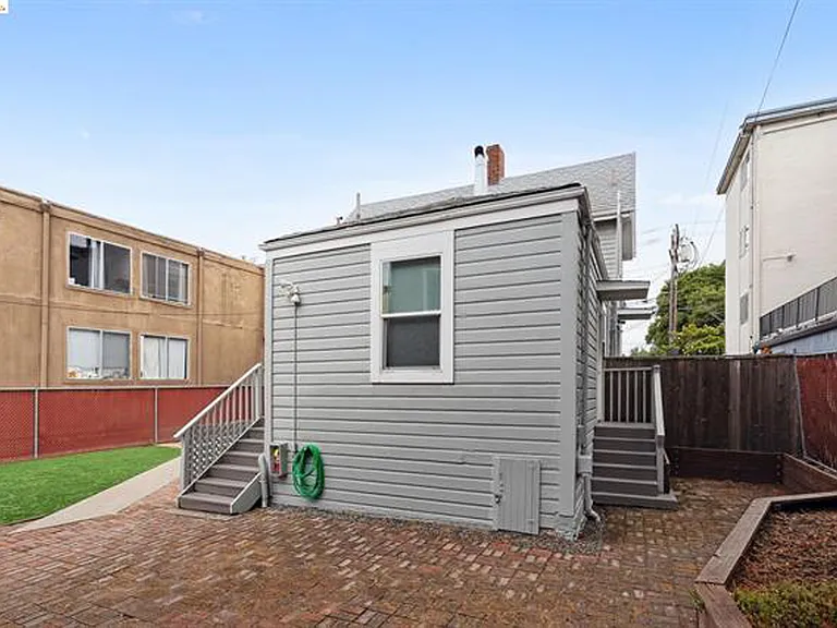 2222 Haste St — Photo 3