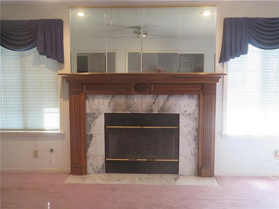 4th image of 4029 S Crysler Ave APT 4