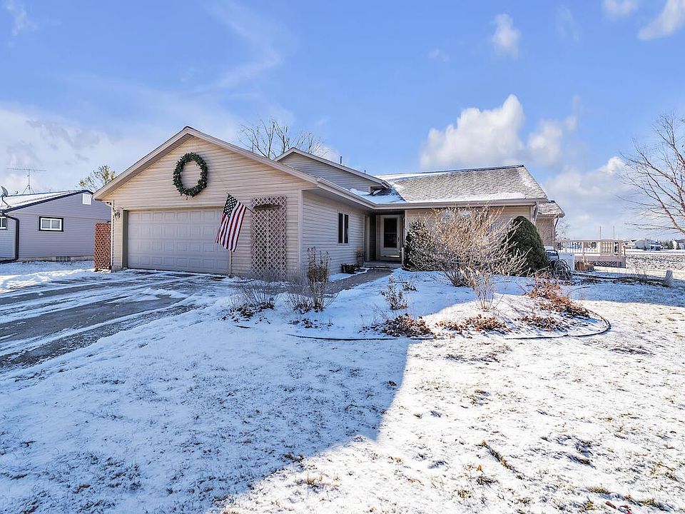 1st image of 3387 East Oak LANE