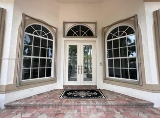 2501 Poinciana Dr, Fort Lauderdale, FL 33327