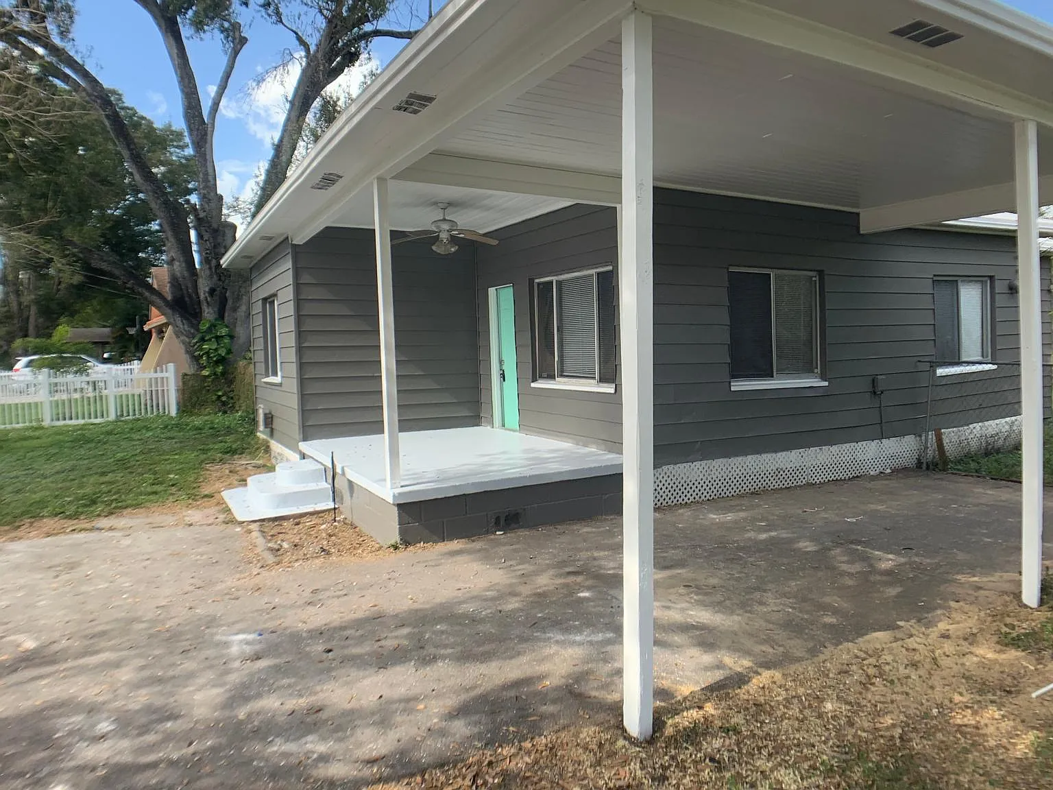 2 bed, 890 sqft, $2,295 — Photo 2