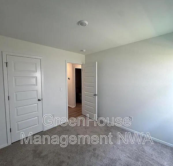 2637 E Gila Way — Photo 11