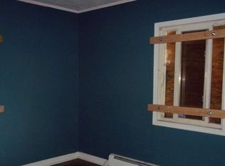 122 Floyd Rd, Shirley, NY 11967