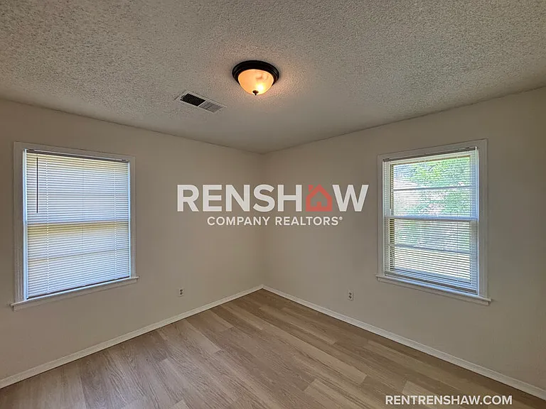 3576 Debby Dr — Photo 11