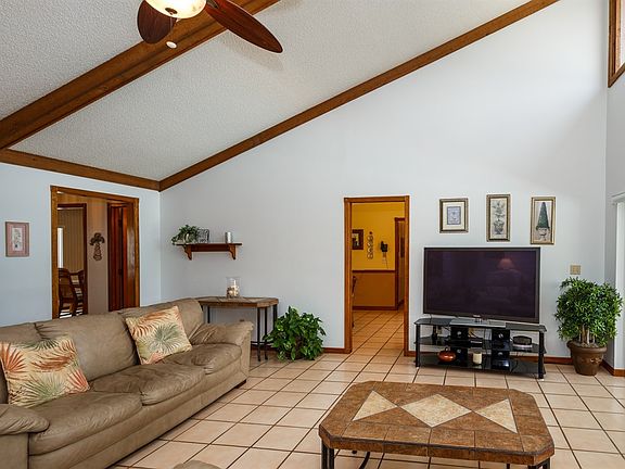 5th image of 522 Sabal Trail Cir