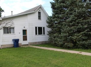 101 Meadow St, Royal, IA 51357