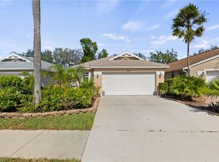 14871 Sterling Oaks Dr, Naples, FL 34110
