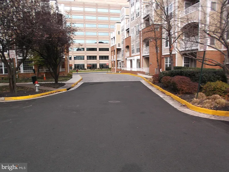2710 Bellforest Ct #108 — Photo 3