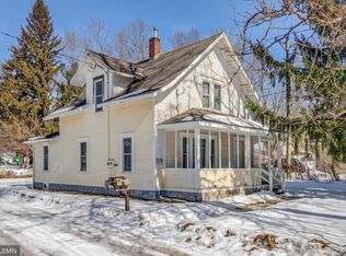 1009 E Cascade Ave, River Falls, WI 54022