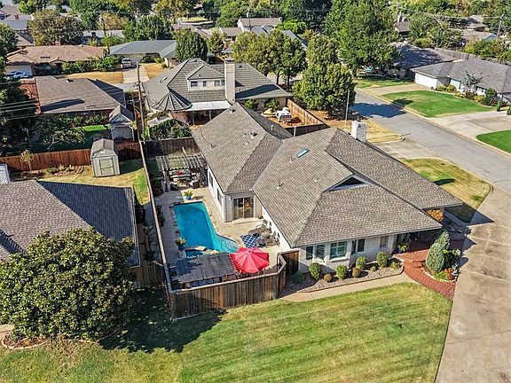 5th image of 3601 NW 67th St