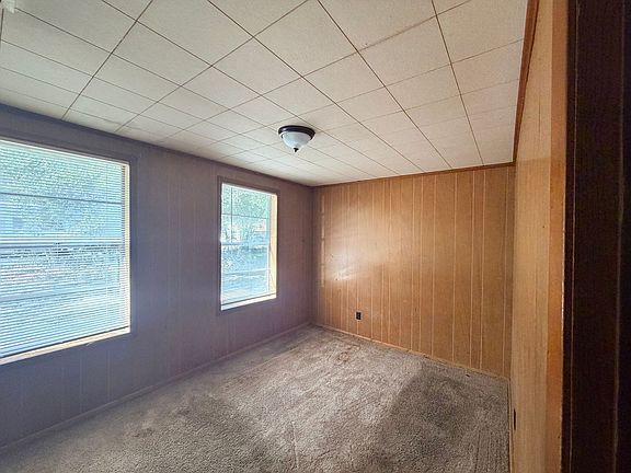 4th image of 1406B River St