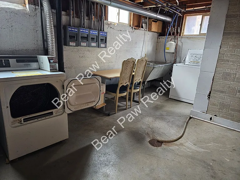 708 W 1st Ave — Photo 30