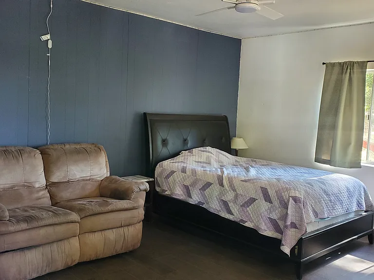 3804 Laurel Trl — Photo 7