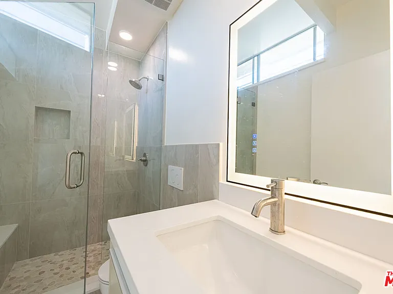 7275 Birdview Ave — Photo 8