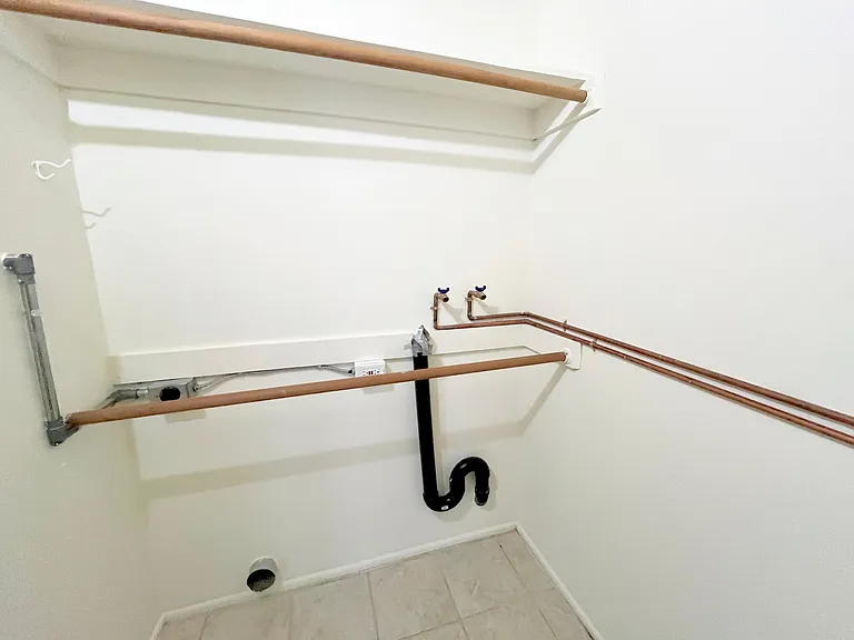 1900 E Baristo Rd #6 — Photo 10