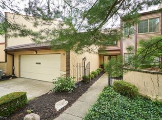 1799 Brookwood Dr, Akron, OH 44313