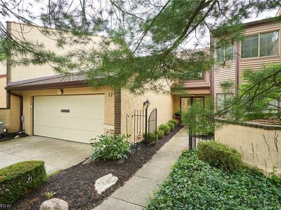1799 Brookwood Dr, Akron, OH, 44313