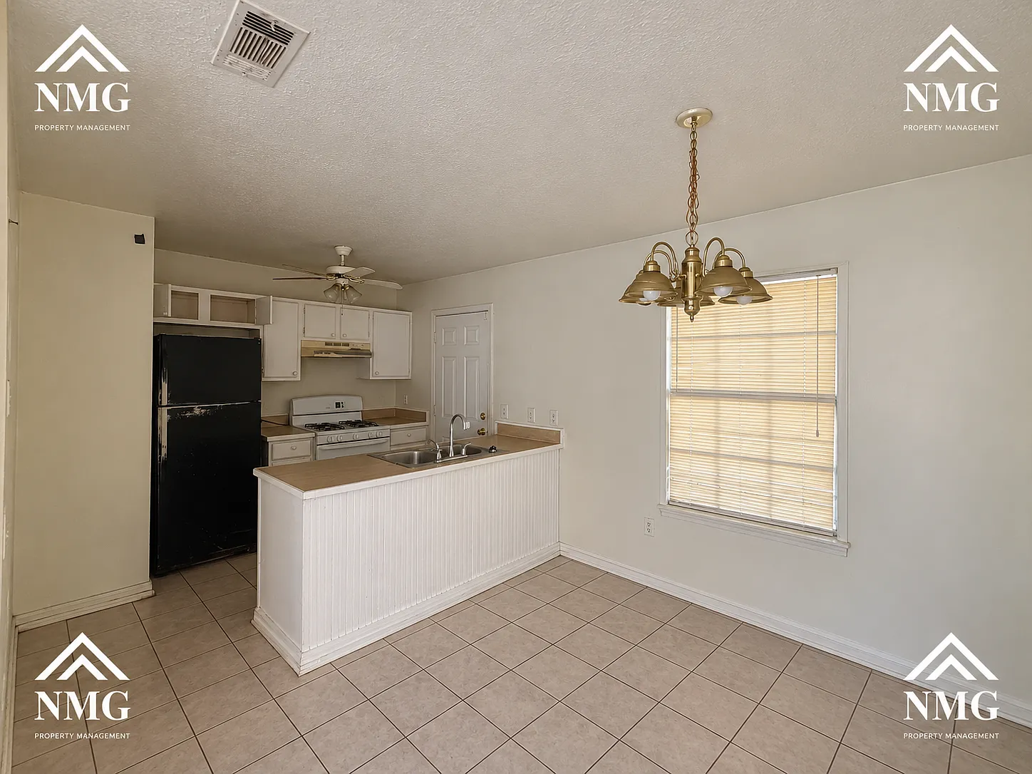 1755 Brookhollow Circle - 1 — Photo 4