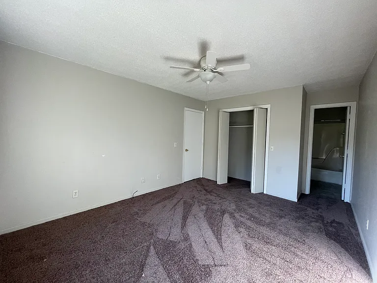 103 Smith Ct #103 — Photo 6