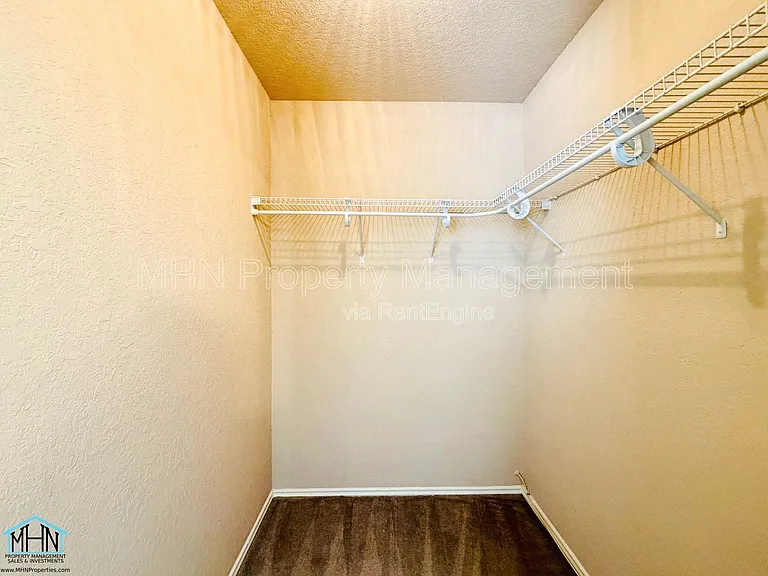 5630 Sendero Spg — Photo 23