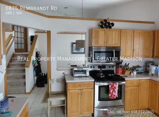 6875 Rembrandt Rd, Deforest, WI 53532