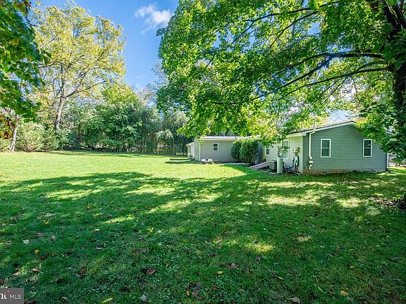 5th image of 3647 Humpton Rd