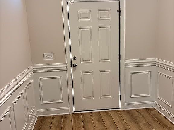 5th image of 712 Empire Maker Rd