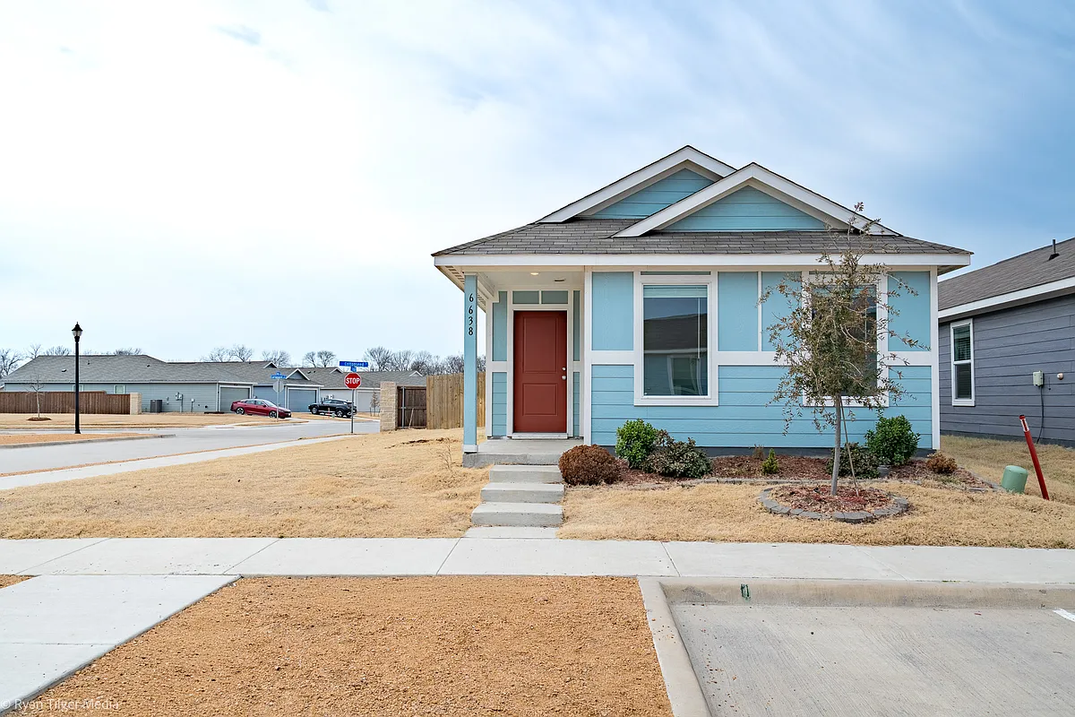 Building Photo - 6638 Loy Dr