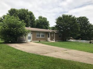 140 Locust Dr, Erin, TN 37061