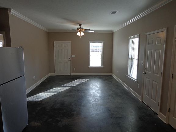 5th image of 212 Central Ave