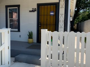 218 Sherman, San Antonio, TX 78202